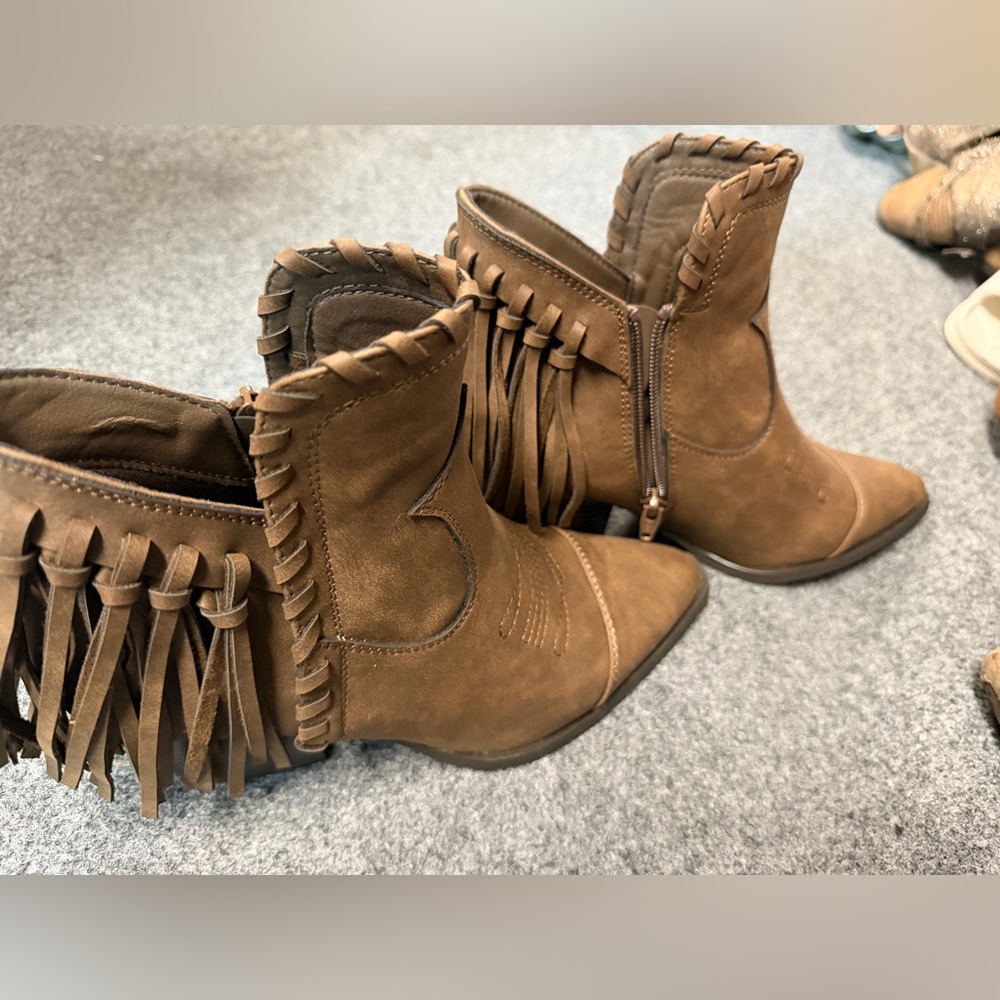 Fringe Suede Ankle Boots - Brown
